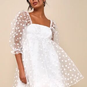 Elegant White Puff Sleeve Dress